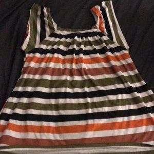 On or off the shoulder shirt❗️